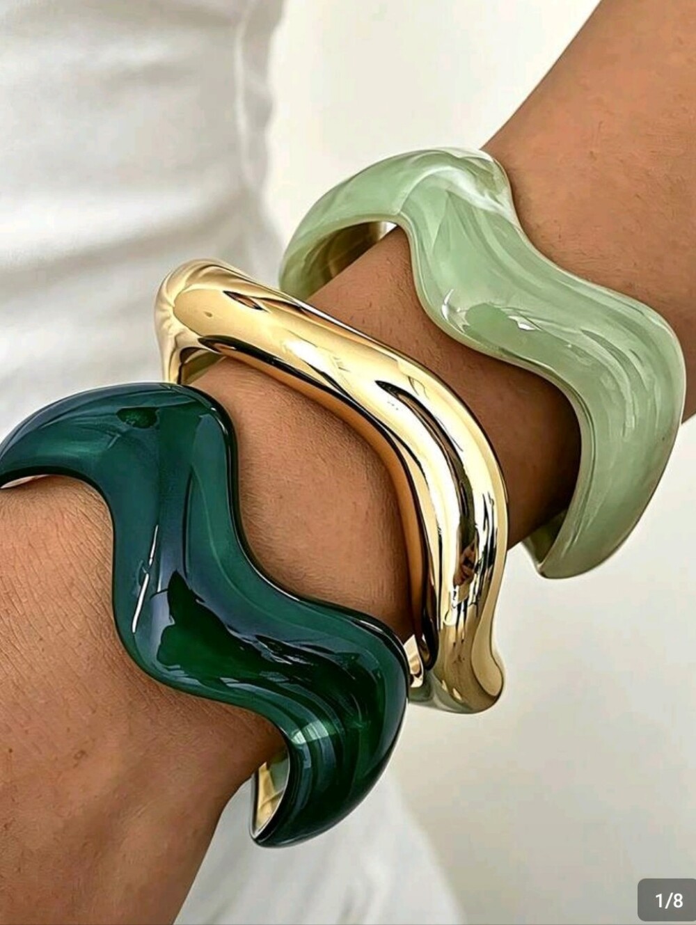 Wavy Resin & Metal Bracelet Set - Green, Light Green, Gold
